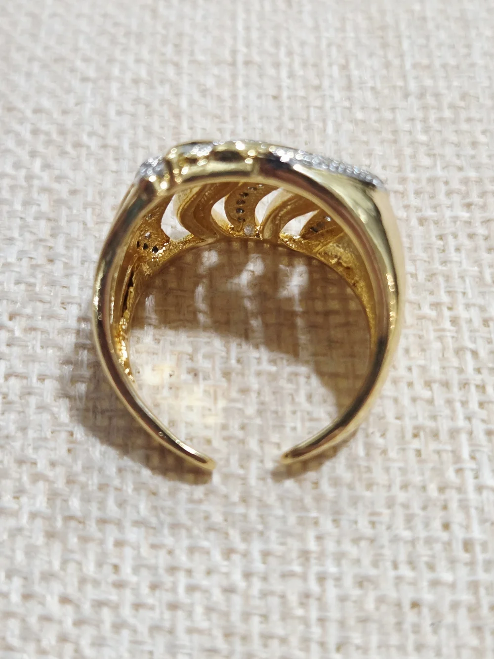 Gold and Silver Wave Band Ring - Women's Jewelry - Picture 3 of 4